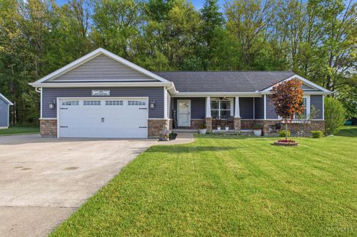 102 Kayleigh Dr, Mount Orab, OH, 45154-7514 | Card Image