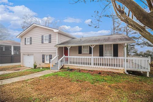 4041 Emerald Lake Drive, decatur, GA, 30035 | Card Image