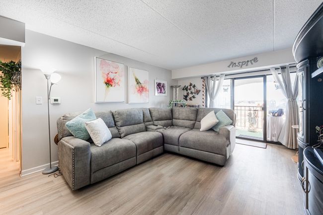 APT-511 - 375 Plum Creek Dr, Condo with 1 bedrooms, 1 bathrooms and 2 parking in Wheeling IL | Image 7