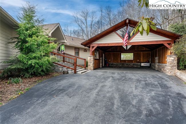 45 Dunvegan Rd, House other with 4 bedrooms, 7 bathrooms and null parking in Banner Elk NC | Image 5