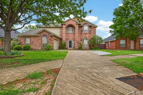 2233 San Simeon Dr, Mesquite, TX, 75181-4646 | Card Image