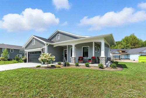 701 Broadhead Dr, Midland, MI, 48642-8123 | Card Image