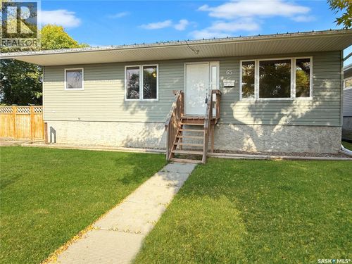 65 St George St, Qu'appelle, SK, S0G | Card Image