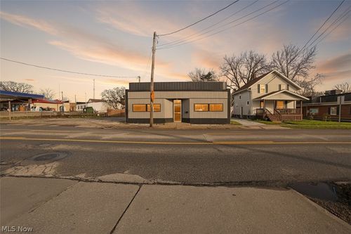 161 E Main Street, Geneva, OH, 44041 | Card Image