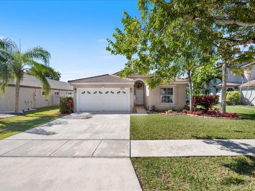 17646 Sw 10th St, Pembroke Pines, FL, 33029-4845 | Card Image