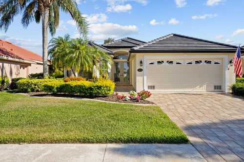 3856 Whispering Oaks Dr, North Port, FL, 34287-2379 | Card Image