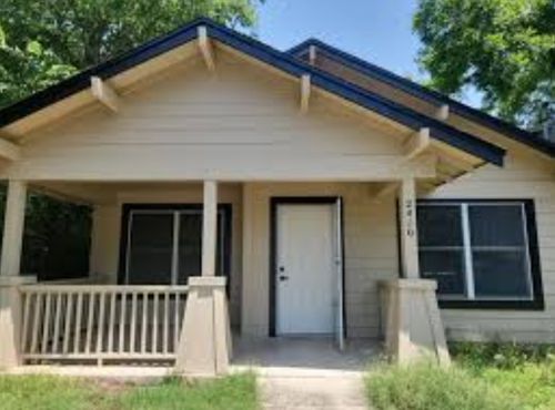 2410 Santa Rita St, Austin, TX, 78702-4626 | Card Image
