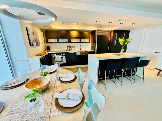 APT-11B - 881 Ocean Dr, Condo with 2 bedrooms, 2 bathrooms and null parking in Key Biscayne FL | Image 28