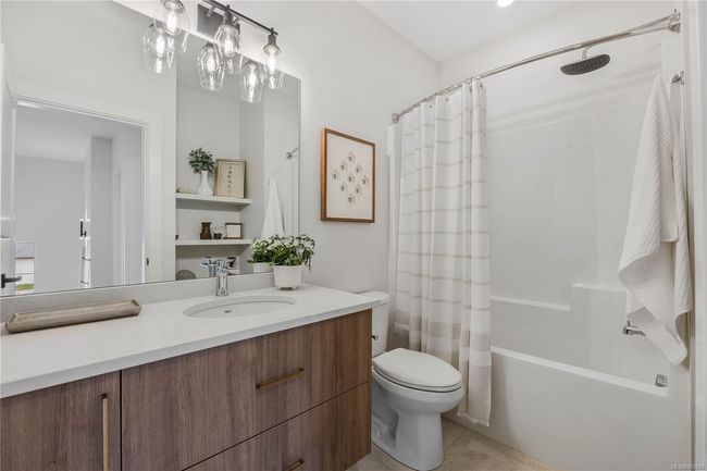 Photo of a similar home | Image 25