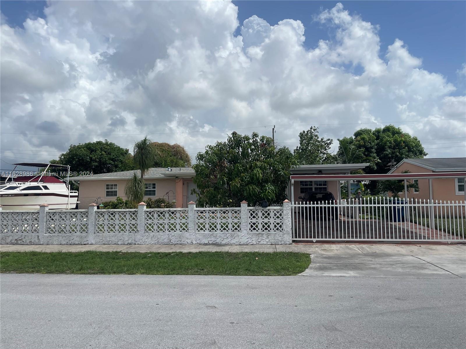 176th St, Miami Gardens, FL 33055