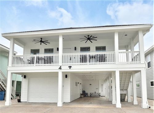 1900 S 11th St, Port Aransas, TX, 78373-6057 | Card Image