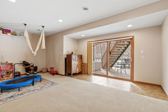 9256 Gateway Ln, House other with 5 bedrooms, 5 bathrooms and null parking in Eden Prairie MN | Image 59