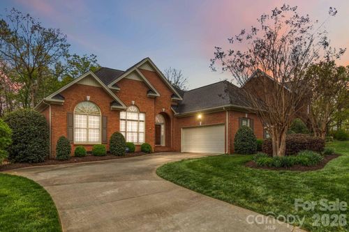 1443 Porch Swing Ln, Matthews, NC, 28104-2967 | Card Image