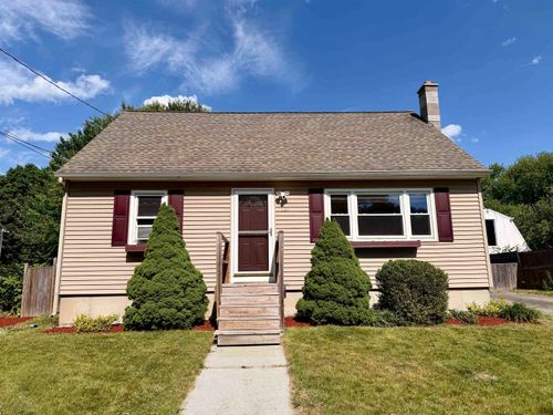121 Michigan Ave, Manchester, NH, 03104-5548 | Card Image