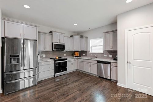 5143 Arbordale Way, Mount Holly, NC, 28120-0359 | Card Image