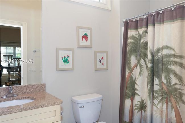Bonus Bedroom #4 en-suite bathroom. | Image 47