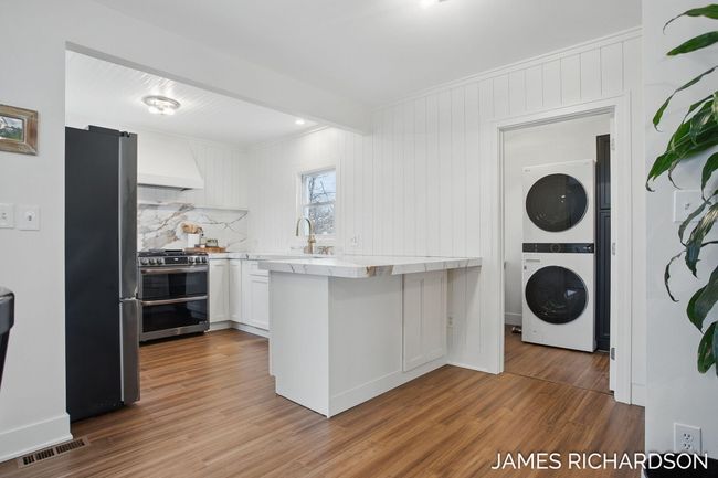 82-web-or-mls-753-savidge-st | Image 6