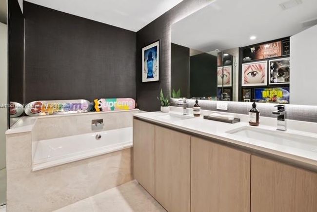 UNIT-715 - 488 Ne 18 Th St, Condo with 3 bedrooms, 4 bathrooms and null parking in Miami FL | Image 30