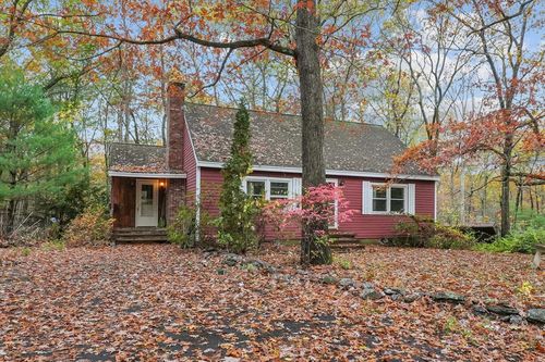 601 Flathill Road, Lunenburg, MA, 01462 | Card Image