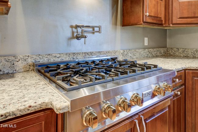 405 Heather View Dr, House other with 5 bedrooms, 4 bathrooms and null parking in Jonesborough TN | Image 20