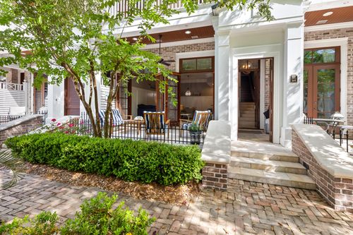 161-9201 Market Street Inn, Miramar Beach, FL, 32550-1832 | Card Image