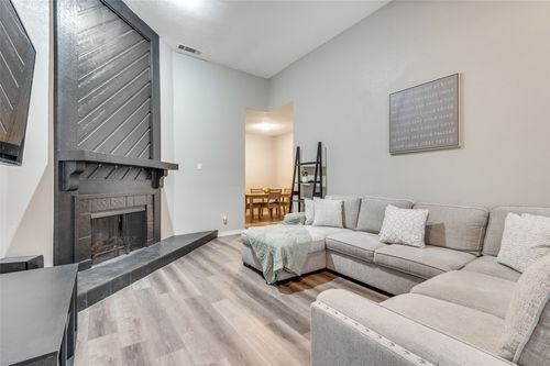 unit-313-2110 Randy Snow Rd, Arlington, TX, 76011-9117 | Card Image