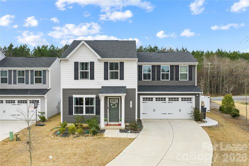 4447 Wild Ridge Dr, Charlotte, NC, 28215-8329 | Card Image