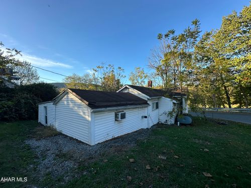 113 E 1st Ave, Everett, PA, 15537-1302 | Card Image