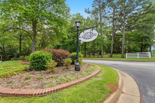 3933 Charleston Park, Tyler, TX, 75701-6716 | Card Image
