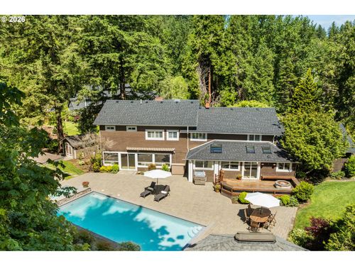 13740 Fielding Rd, Lake Oswego, OR, 97034-2427 | Card Image