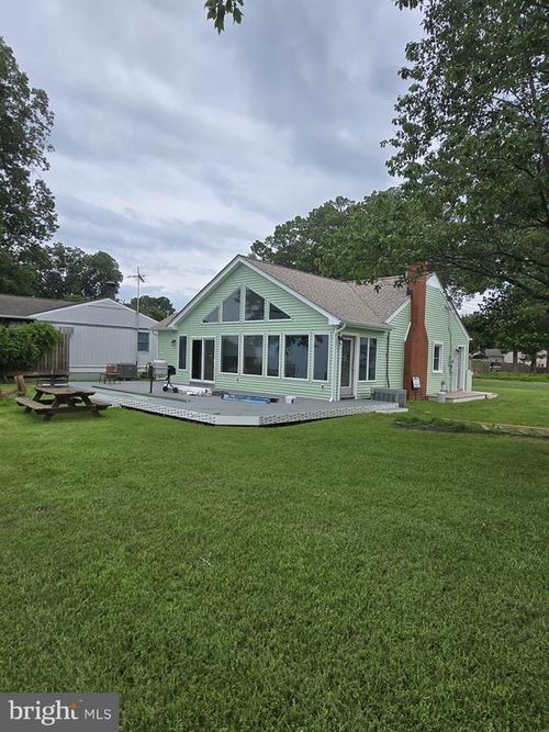 254 Shore Dr, COLONIAL BEACH, VA, 22443-4347 | Card Image