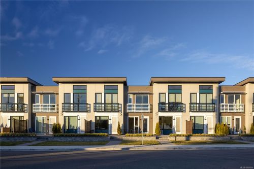 211-2374 Oakville Ave, Sidney, BC, V8L1V5 | Card Image