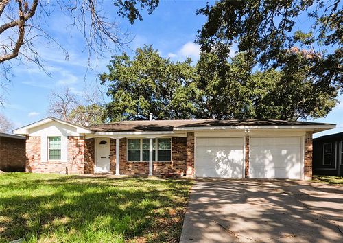 8810 Reamer St, Houston, TX, 77074-2518 | Card Image