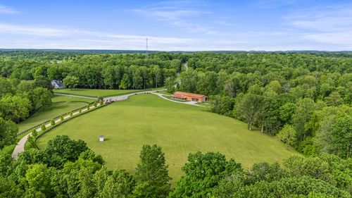 3988 Casparis Rd, Franklin, TN, 37064-1565 | Card Image