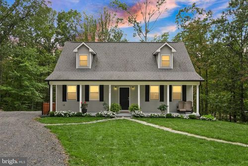 4460 Scotts Rd, MARSHALL, VA, 20115-3122 | Card Image