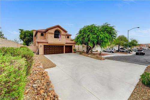 4702 Grand Ridge Ct, Las Vegas, NV, 89147-5671 | Card Image