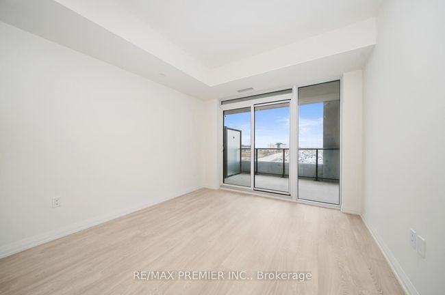 330 - 8960 Jane St, Condo with 2 bedrooms, 2 bathrooms and 1 parking in Concord ON | Image 14