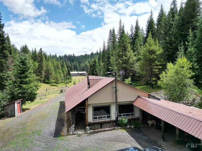 22848 Highway 11, House other with 3 bedrooms, 2 bathrooms and 4 parking in Weippe ID | Image 27