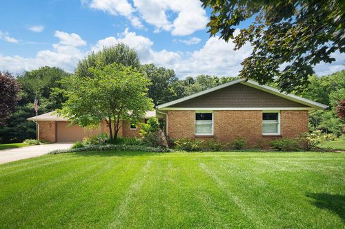 10615 Concord Dr, Berrien Springs, MI, 49103-9674 | Card Image
