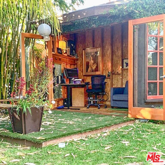 10739 Jefferson Blvd, Home with 4 bedrooms, 2 bathrooms and 2 parking in Culver City CA | Image 18