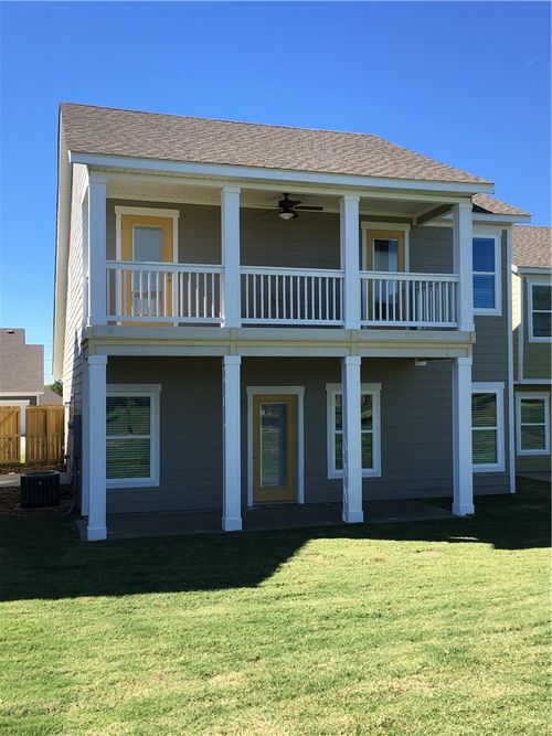 1660 N Izard Ln, Fayetteville, AR, 72704-7135 | Card Image