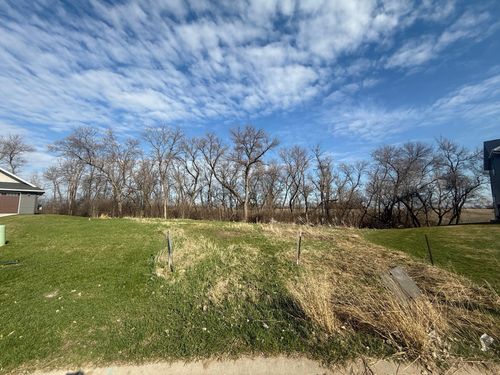 545 Leonard St, Hawley, MN, 56549-2902 | Card Image