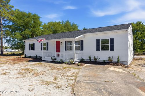 93 Riegel Dr, Hubert, NC, 28539-4468 | Card Image