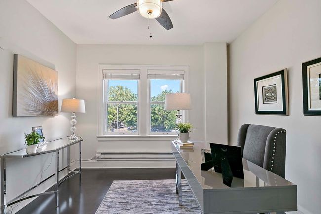 Office or 2nd Bedroom | Image 18