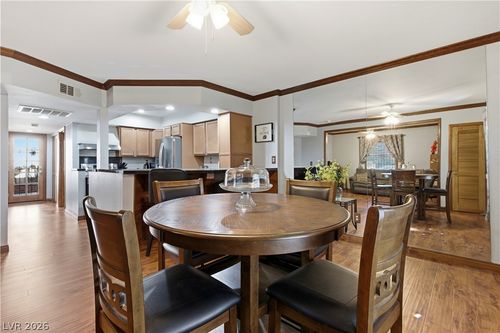 434 Las Casitas Way, Las Vegas, NV, 89121-2432 | Card Image