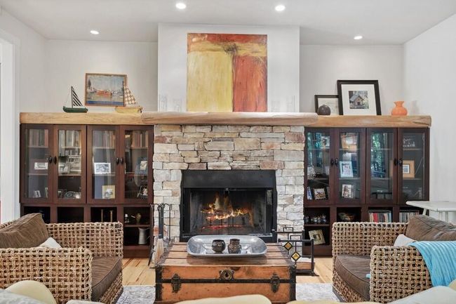 9366 E Locke Rd, House other with 2 bedrooms, 2 bathrooms and null parking in Union Pier MI | Image 10