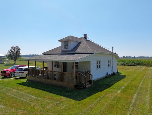 3917 W County Road 900 N, Royal Center, IN, 46978-8956 | Card Image