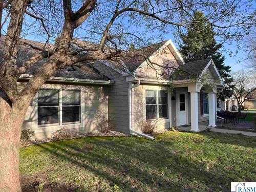 1842 Macintosh Court, St. Peter, MN, 56082 | Card Image
