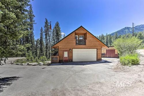 18 Shady Ln, Garden Valley, ID, 83622-5216 | Card Image