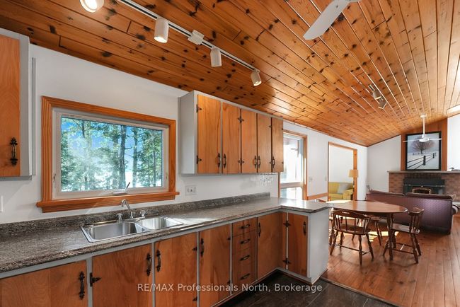6547 Kennisis Lake Rd, House other with 3 bedrooms, 1 bathrooms and 3 parking in Haliburton ON | Image 19